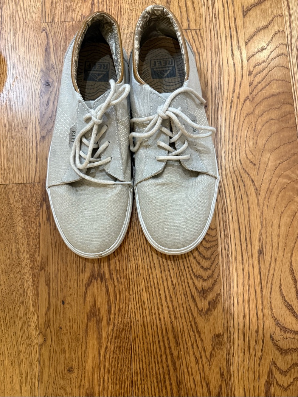 Reef Casual Canvas Lace-Up Sneakers in Light Beige
